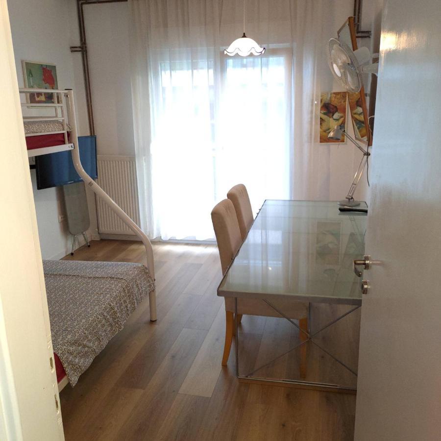 Promenade Apartment With Sea View Thessaloniki Exterior photo